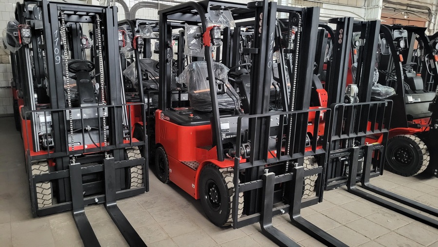 Тест-драйв складской техники на нашем складе в Коврове