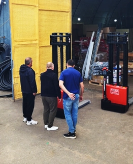 Тест-драйв складской техники на нашем складе в Коврове